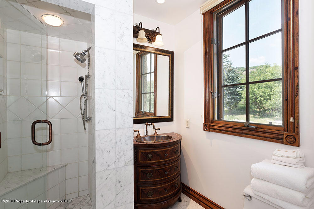 446 Oak Ridge Road Snowmass Village, CO 81615 - Photo 20 of 40 446OakRidge_WEB033
