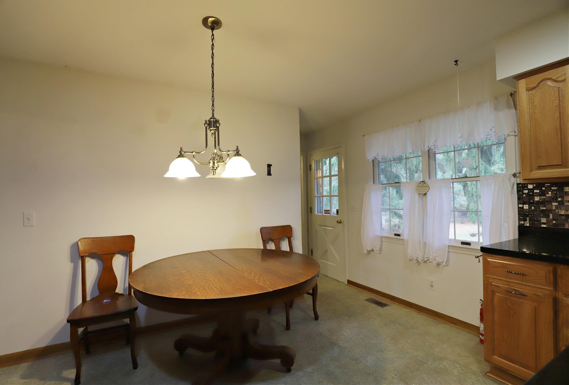 4042 West Farrand Road Clio, MI 48420 - Photo 12 of 33