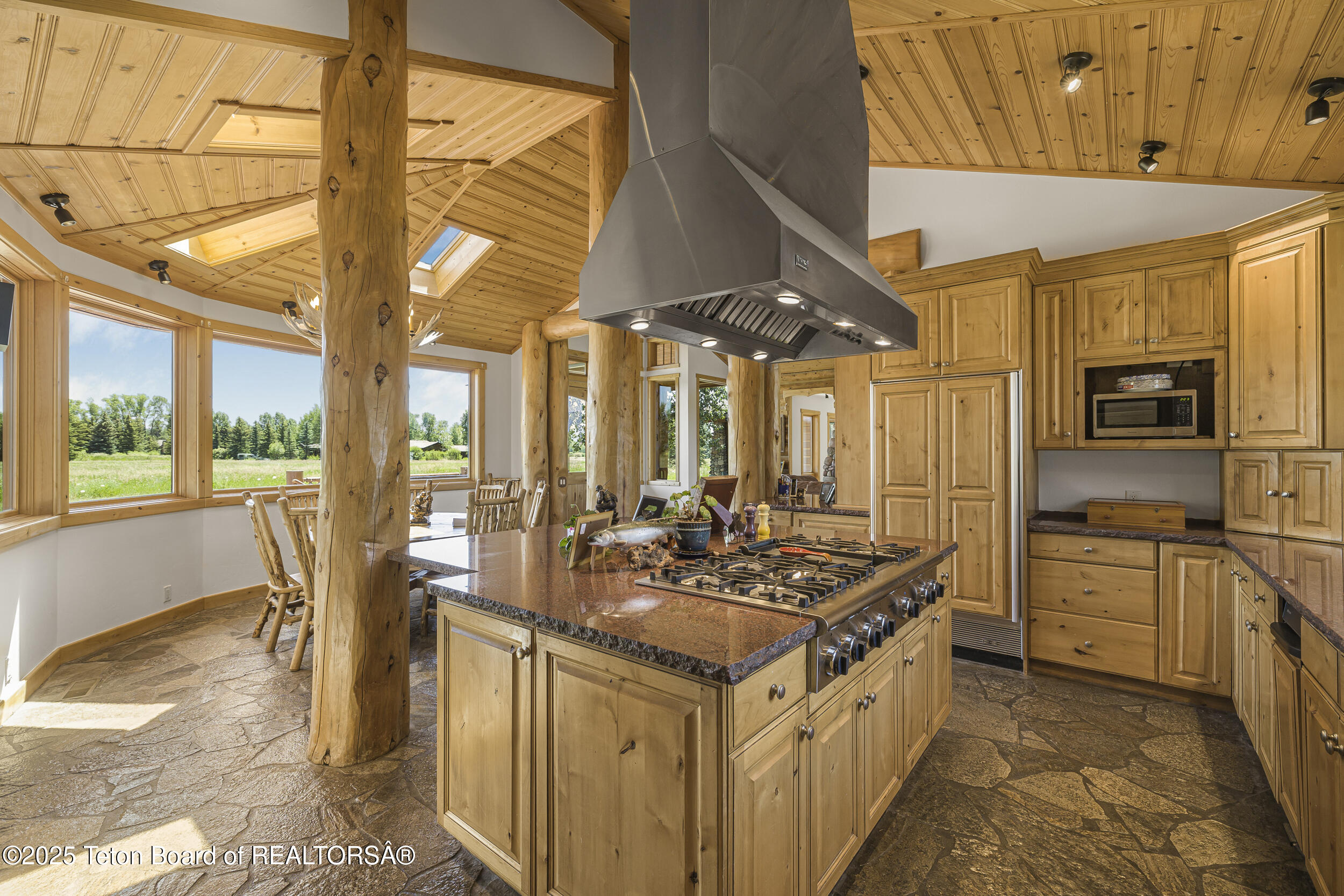450 East Oatgrass Road Jackson, WY 83001 - Photo 12 of 52 Kitchen