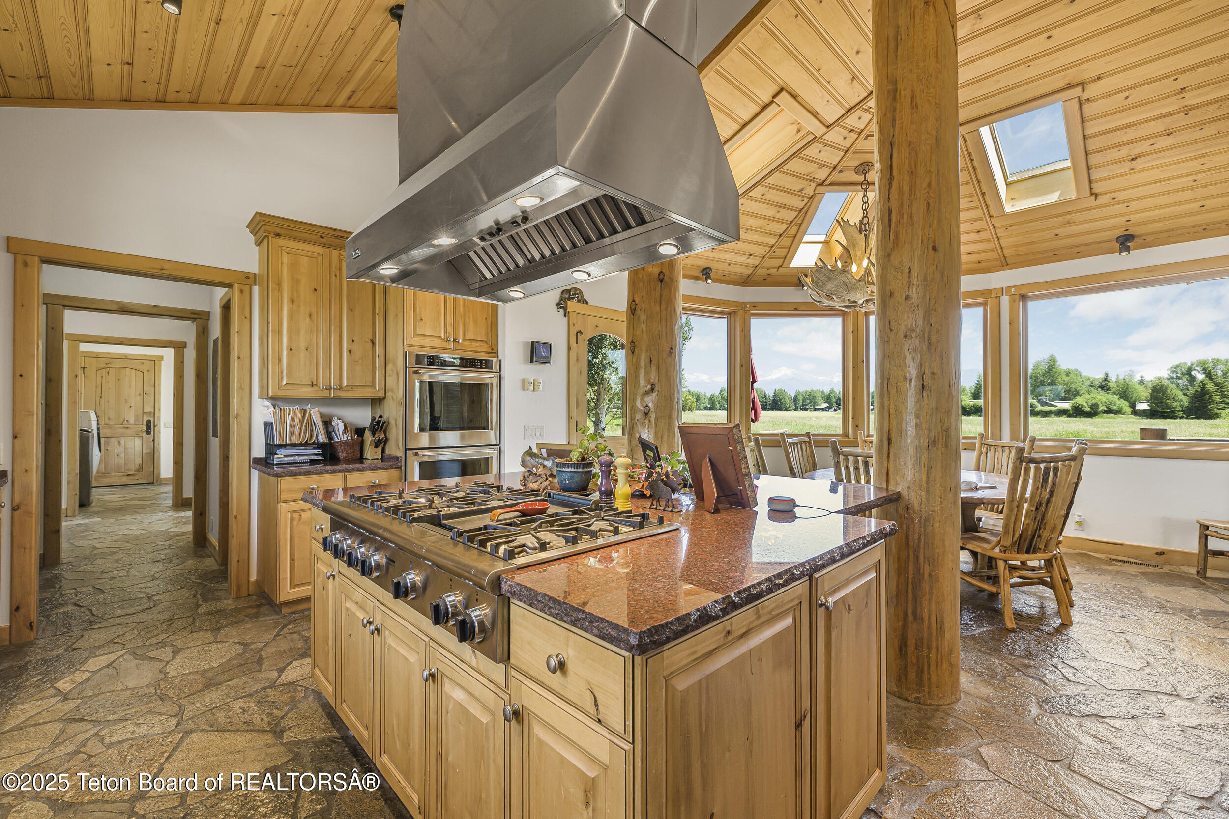 450 East Oatgrass Road Jackson, WY 83001 - Photo 14 of 52 Kitchen