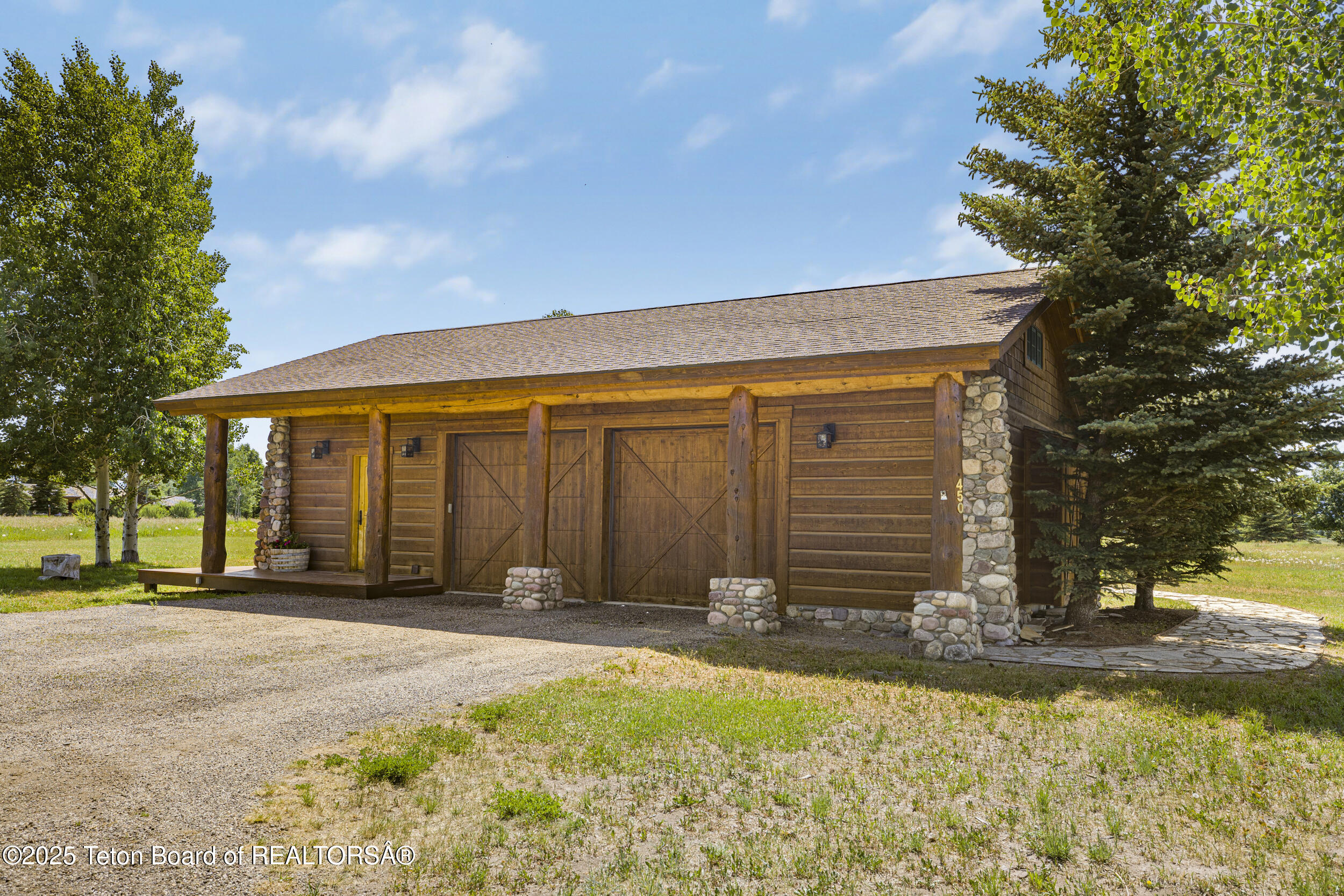 450 East Oatgrass Road Jackson, WY 83001 - Photo 43 of 52 Exterior Garage
