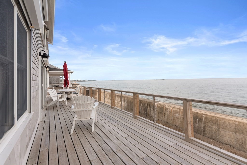 85 Surfside Road Scituate, MA 02066 - Photo 5 of 42