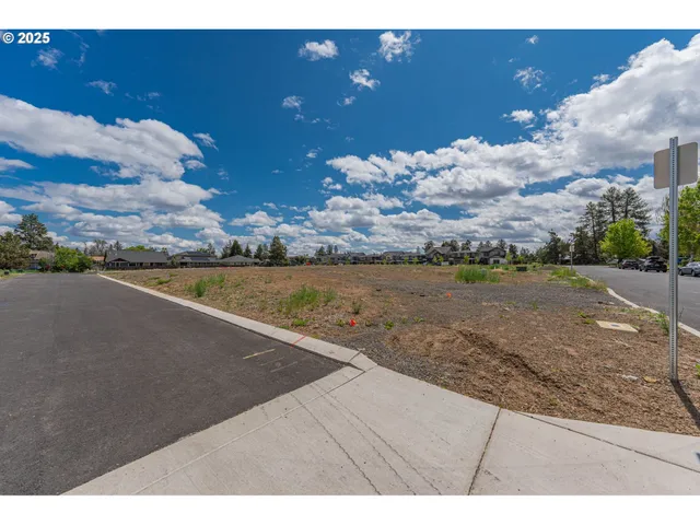 a view of an outdoor space and a yard