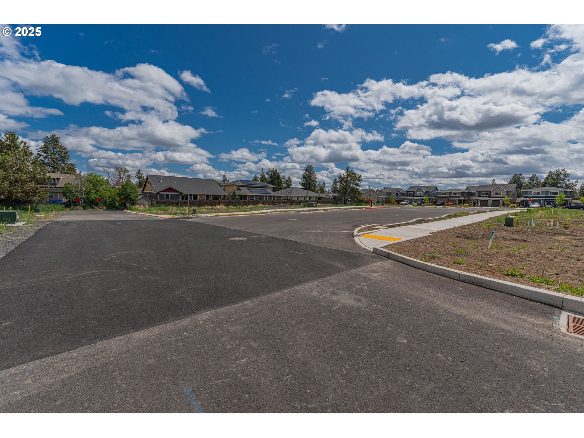 61528 Parrell Road Bend, OR 97702 - Photo 14 of 26