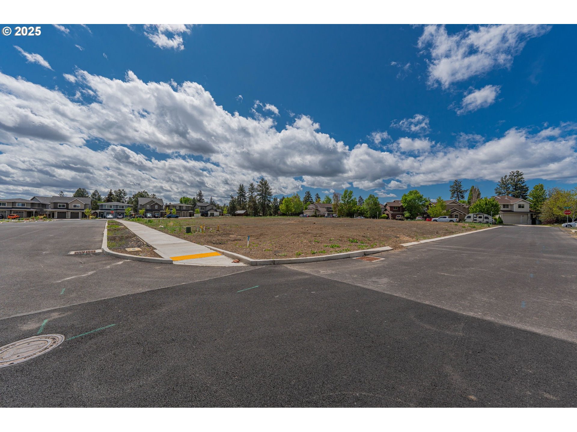 61528 Parrell Road Bend, OR 97702 - Photo 15 of 26