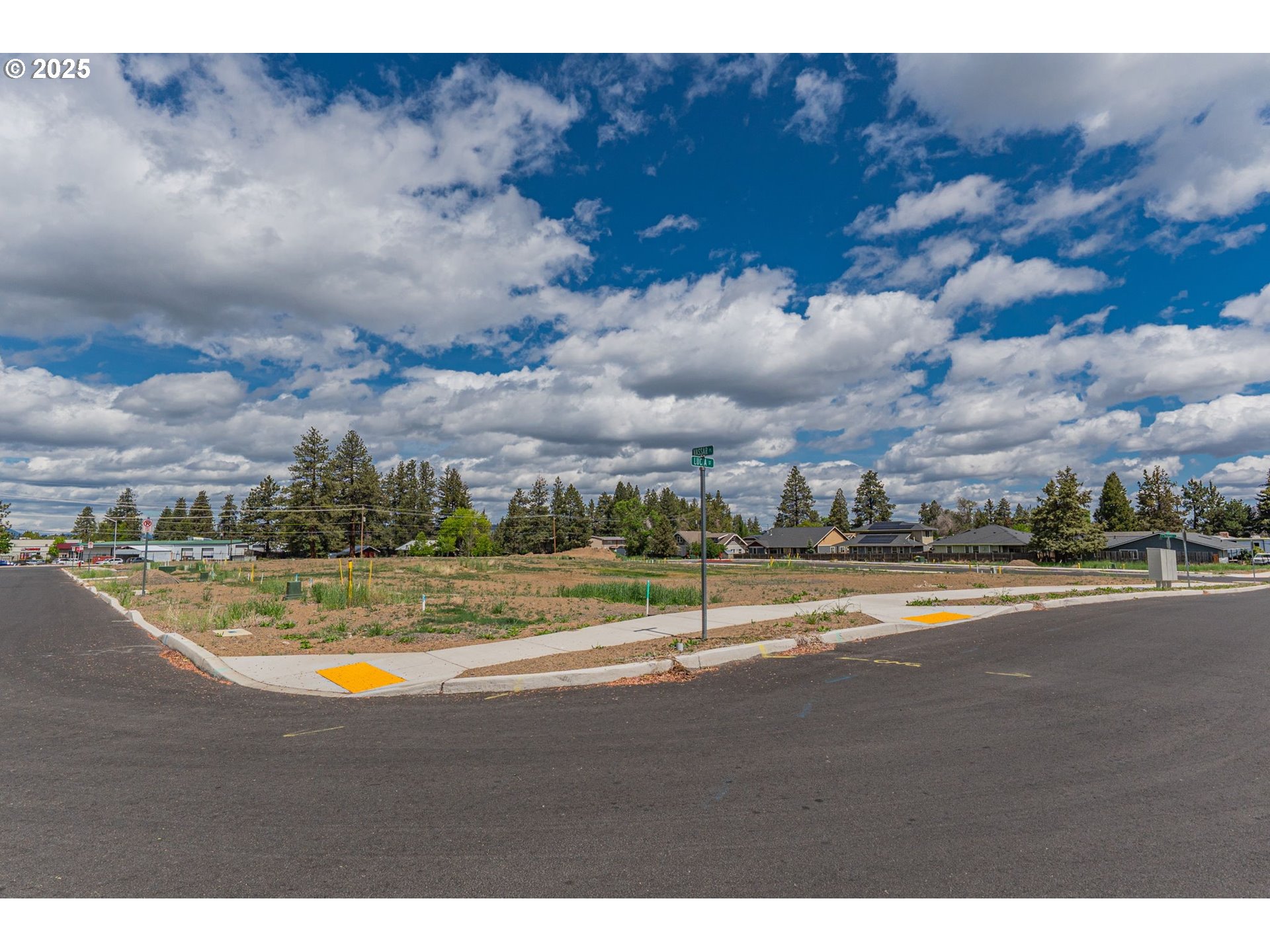 61528 Parrell Road Bend, OR 97702 - Photo 23 of 26