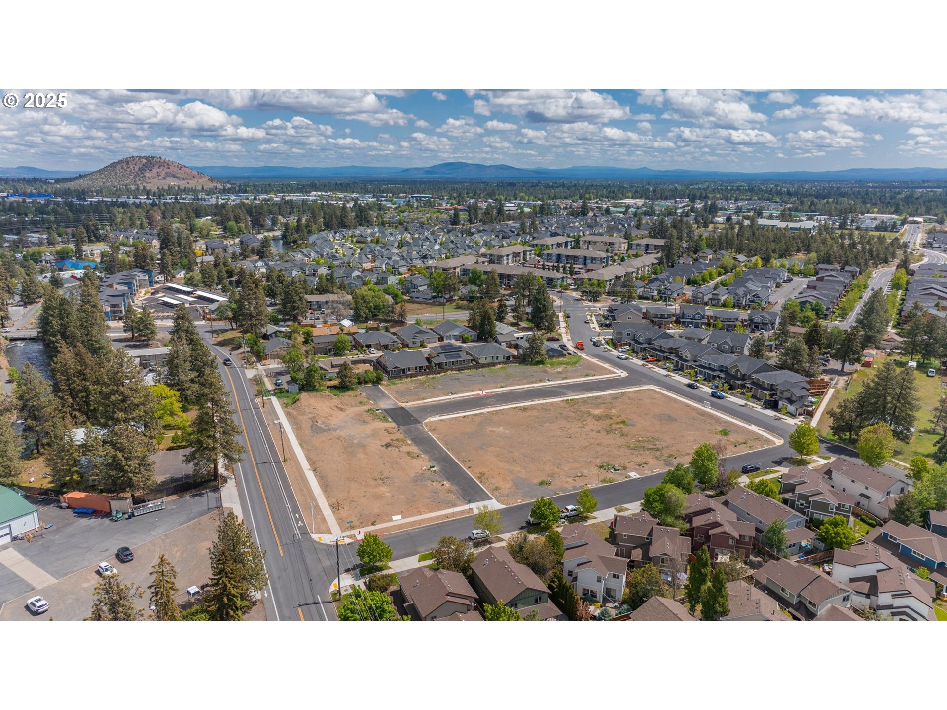 61528 Parrell Road Bend, OR 97702 - Photo 4 of 26