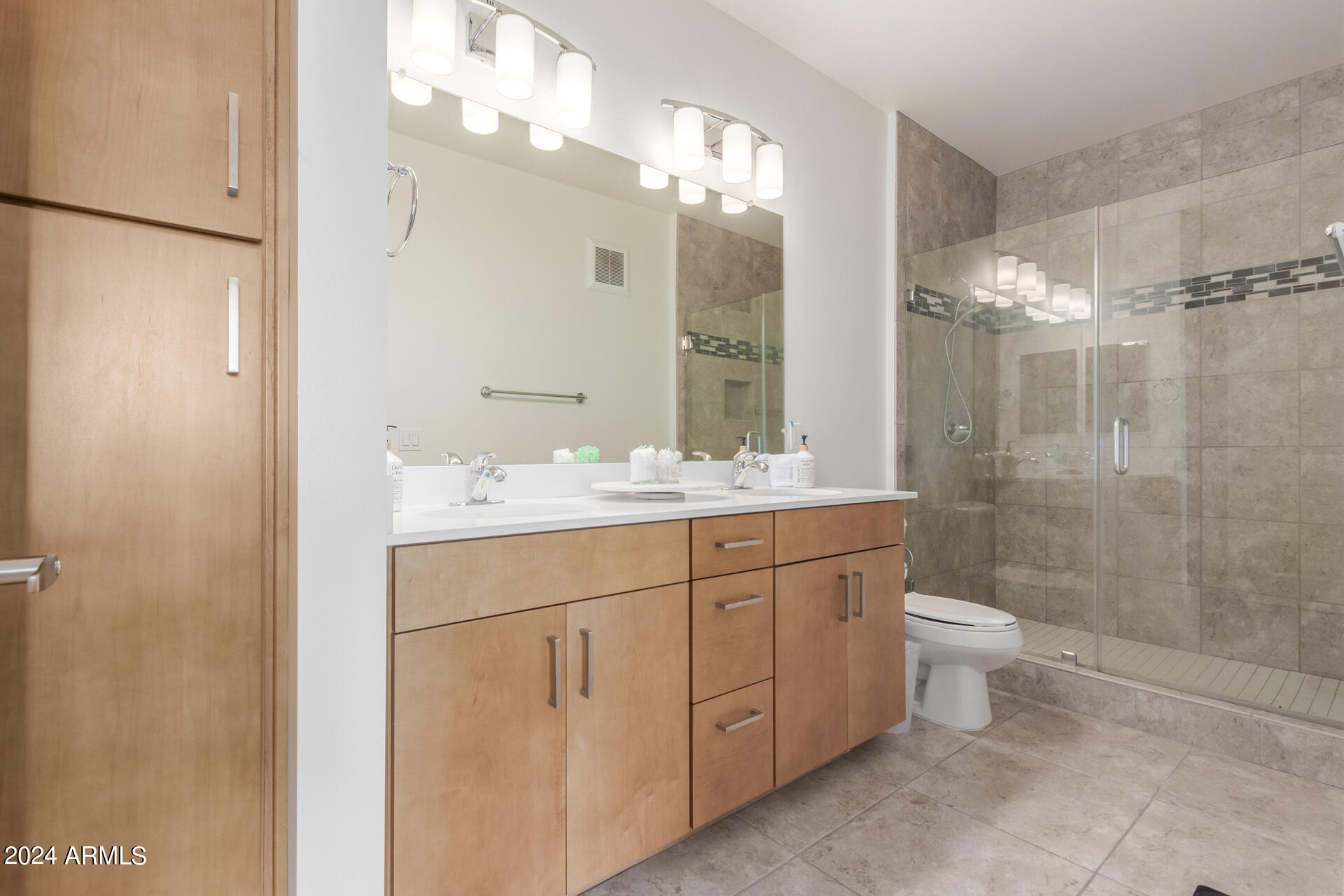 2511 West Queen Creek Road, Unit 216 Chandler, AZ 85248 - Photo 22 of 53 Master Bathroom