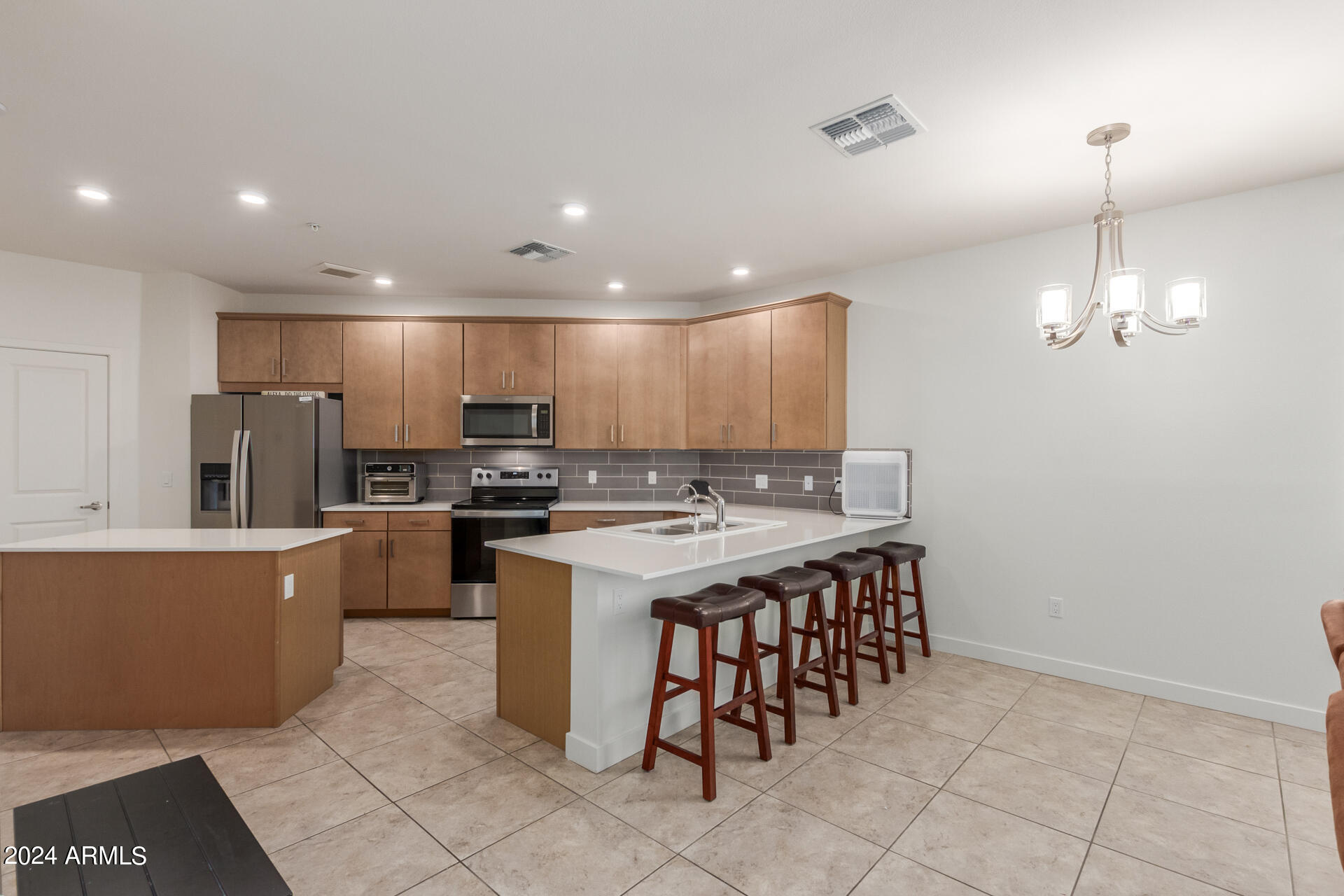 2511 West Queen Creek Road, Unit 216 Chandler, AZ 85248 - Photo 9 of 53 Kitchen