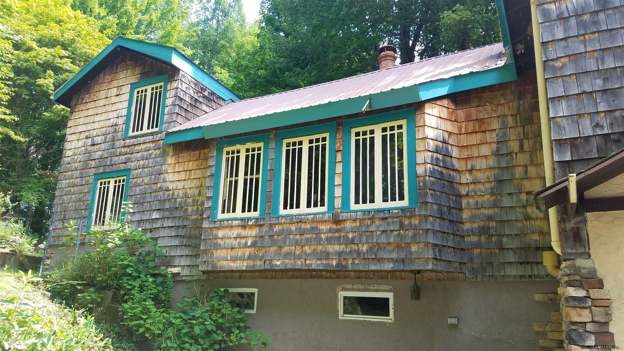 280 Miner Road Greenfield, NY 12859 - Photo 3 of 29 Photo 3