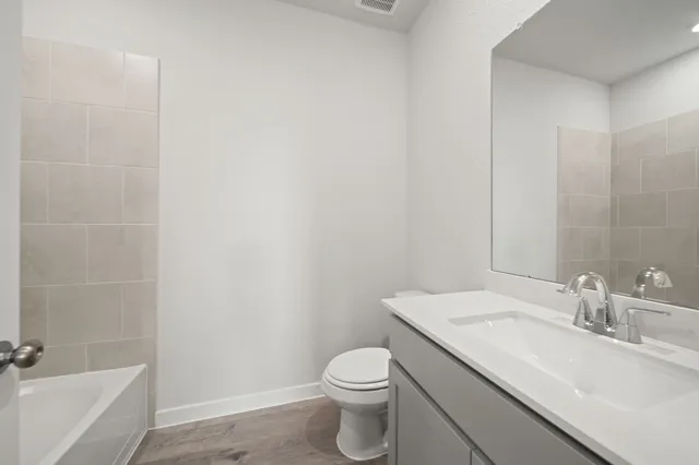 $334,900 | 380 Long Br Drive, Dayton, TX 77535