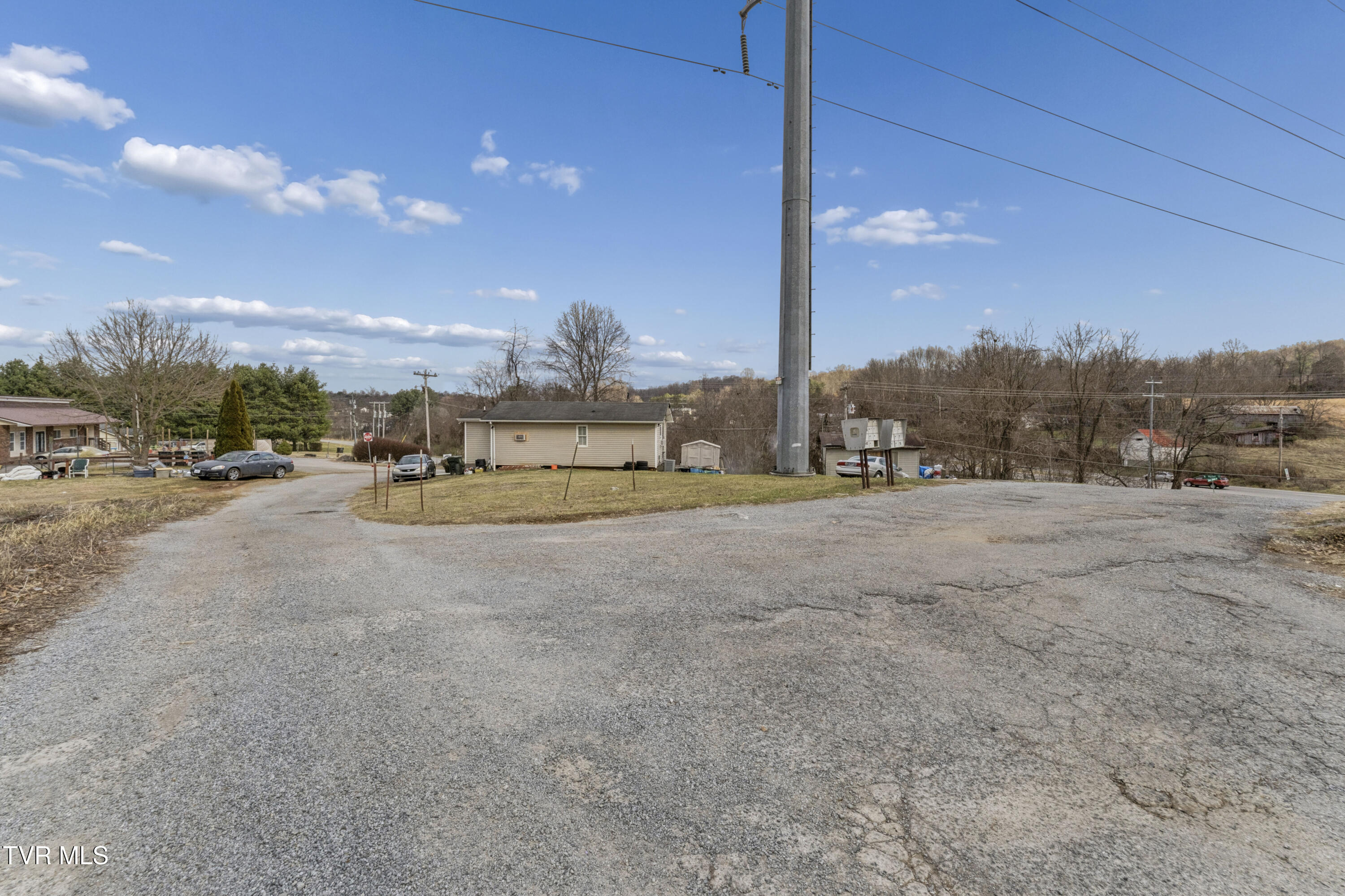 102 Claude Simmons Road Johnson City, TN 37604 - Photo 17 of 22 Claude-Exterior-2