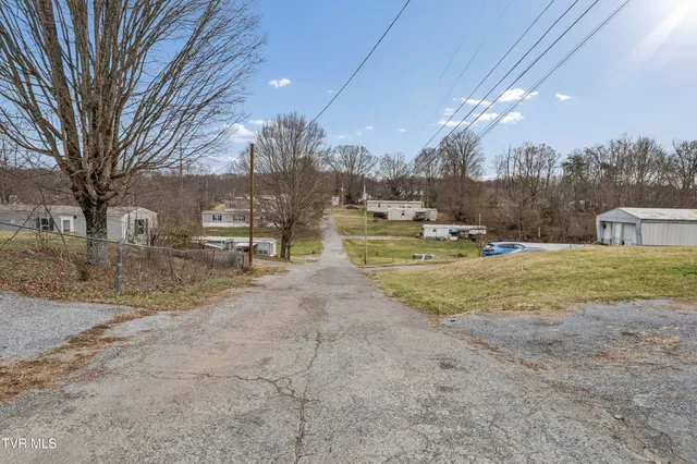 $1,199,000 | 102 Claude Simmons Road, Johnson City, TN 37604