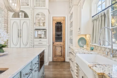 $1,695,000 | 408 Princeton Woods Loop, Lafayette, LA 70508