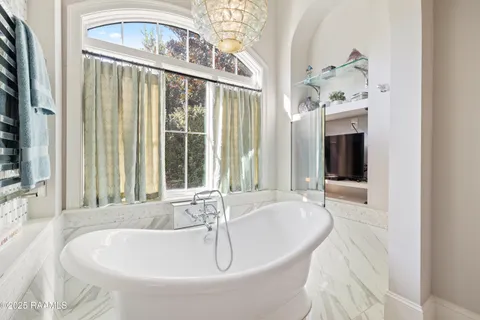 $1,695,000 | 408 Princeton Woods Loop, Lafayette, LA 70508