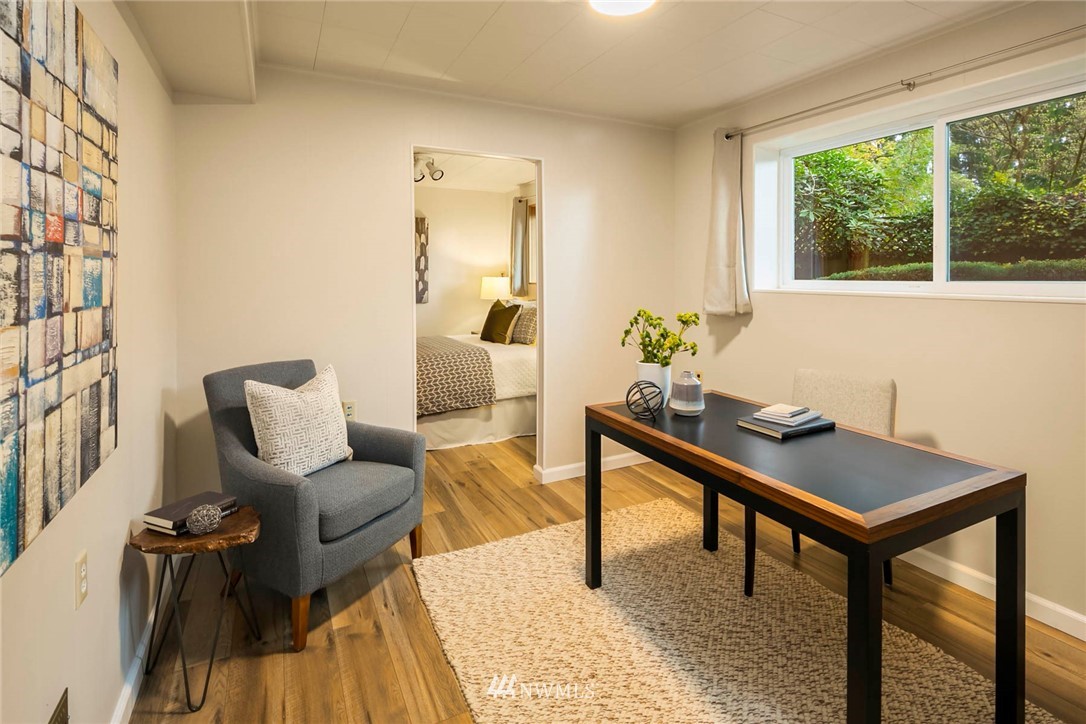 9212 216th Street Southwest Edmonds, WA 98020 - Photo 12 of 26 Gallery Image 12