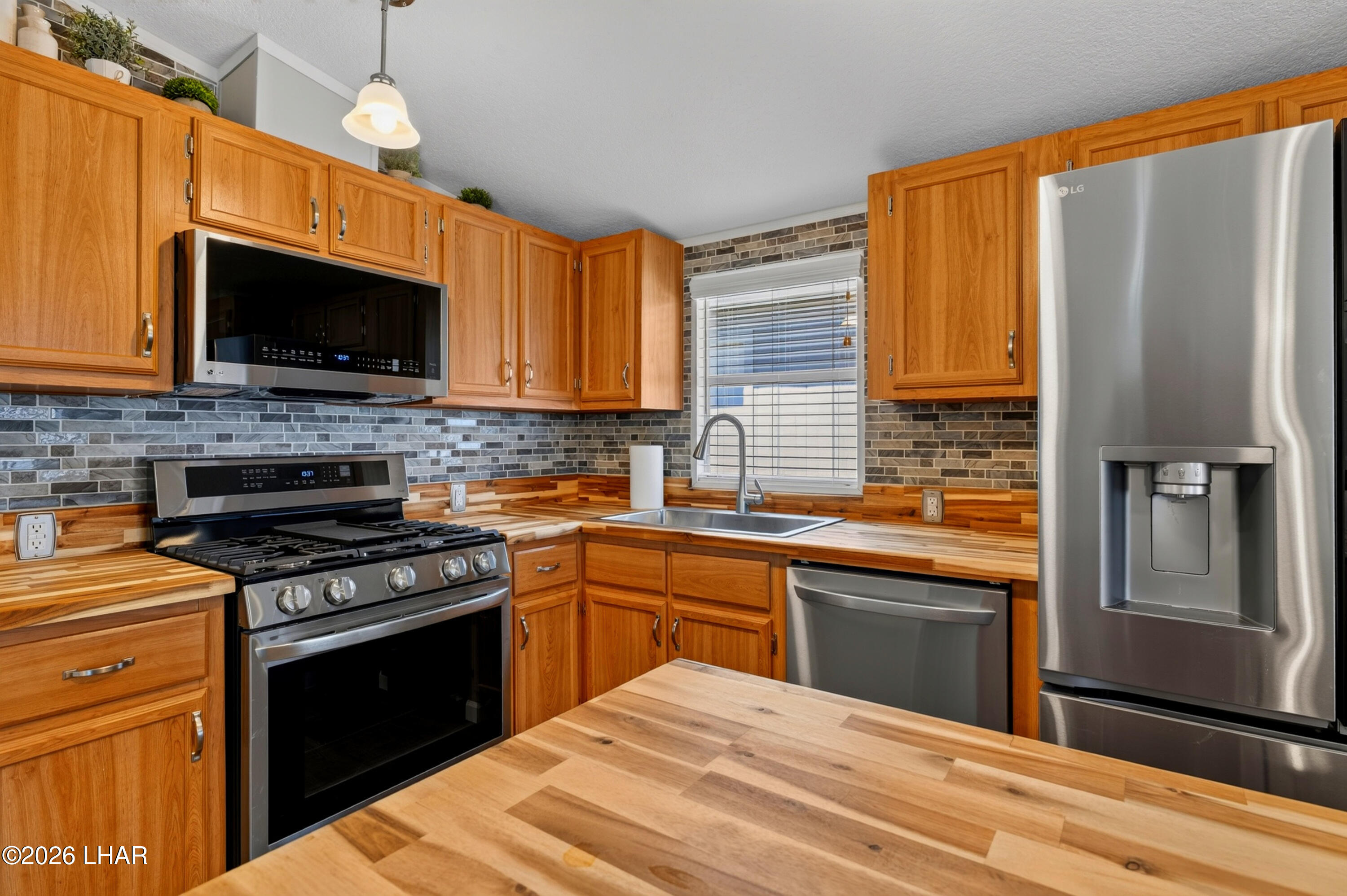 31844 Fleet Road Parker, AZ 85344 - Photo 15 of 37