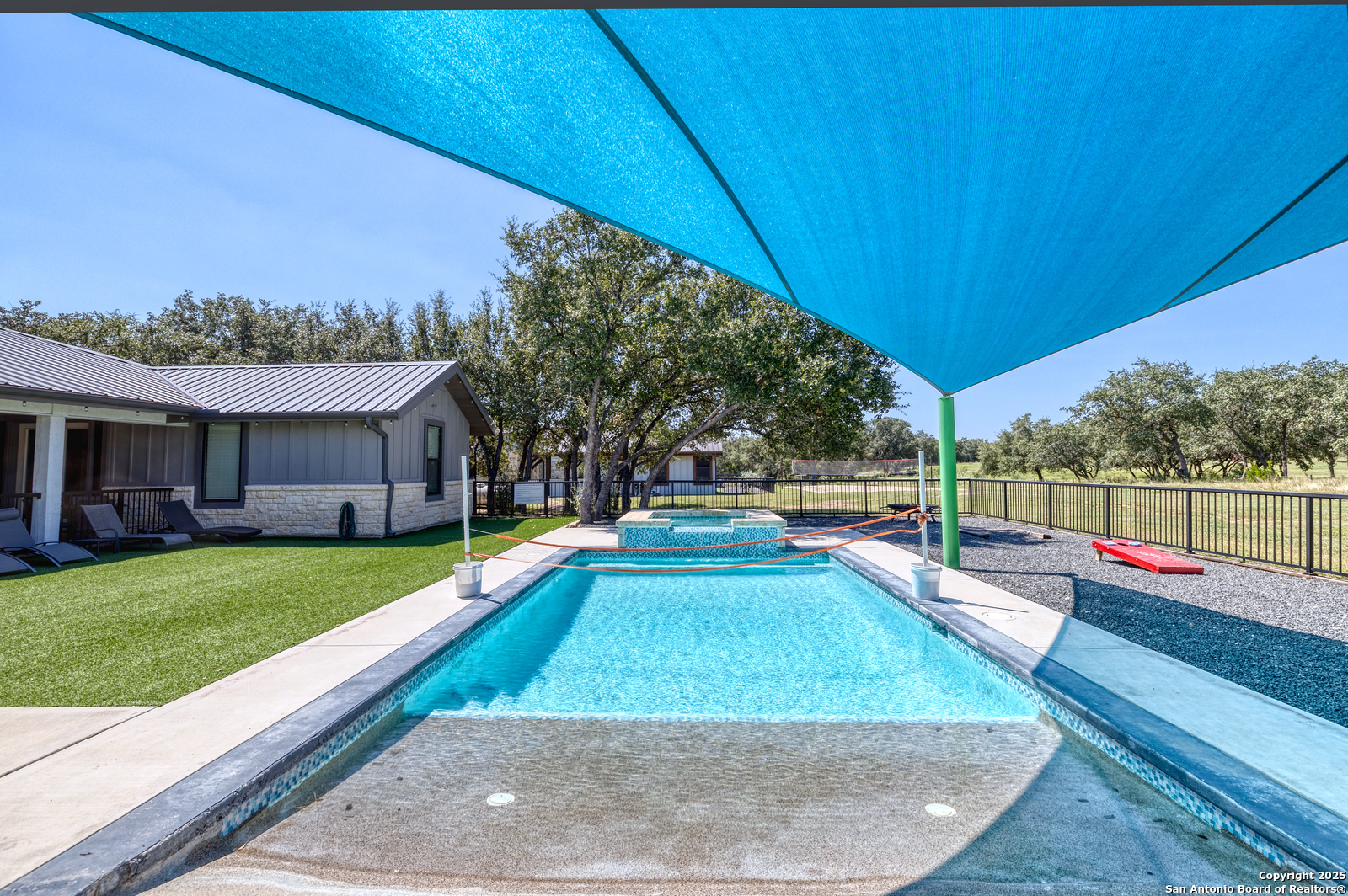 989 Mountain Valley Road Concan, TX 78838 - Photo 30 of 35 Gallery Image 30