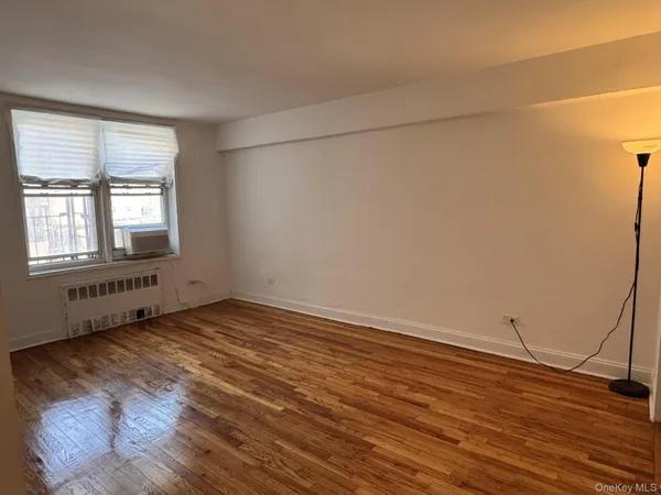 $1,900 | 62-59 108th Street, Unit 3S | Forest Hills