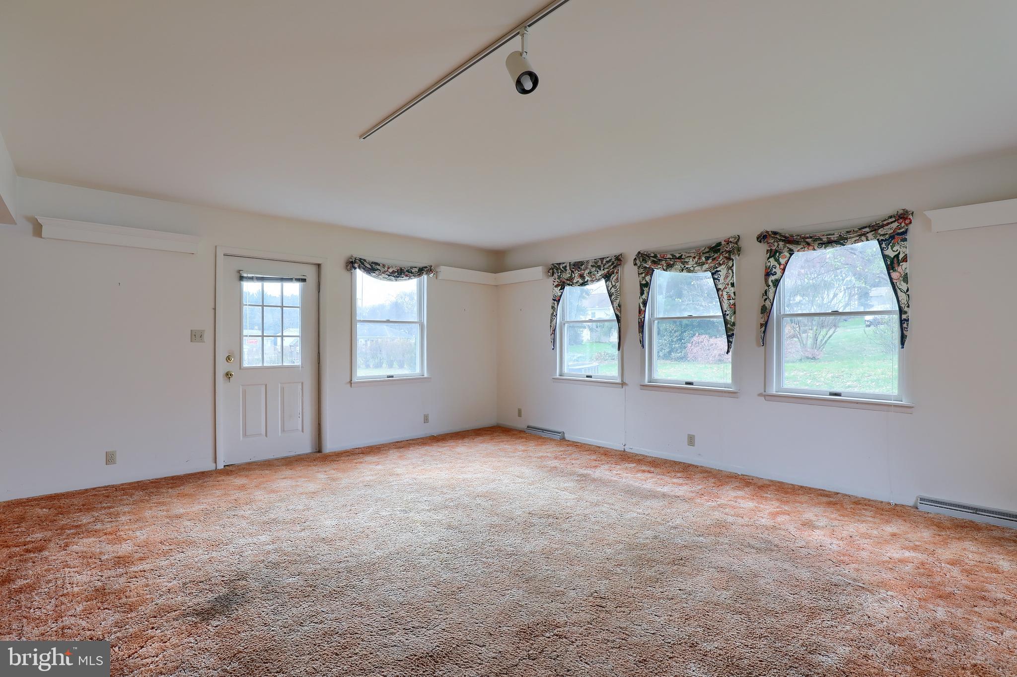 2423 Pine Grove Road York, PA 17403 - Photo 13 of 39