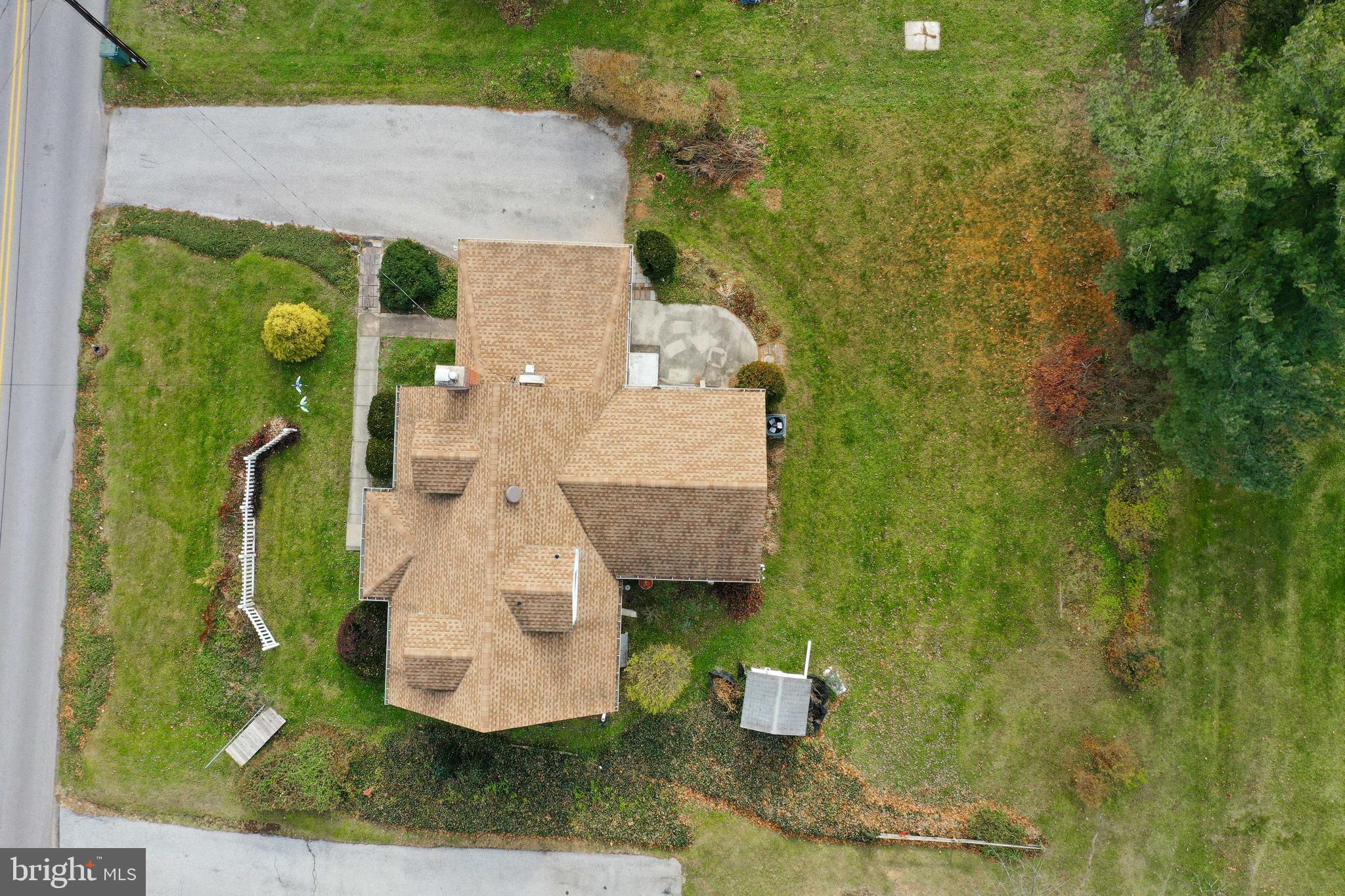 2423 Pine Grove Road York, PA 17403 - Photo 36 of 39