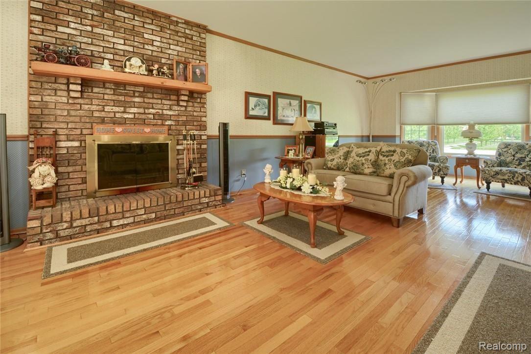 1046 South Gale Road Davison, MI 48423 - Photo 29 of 54 DSC_0361-HDR(3).jpg