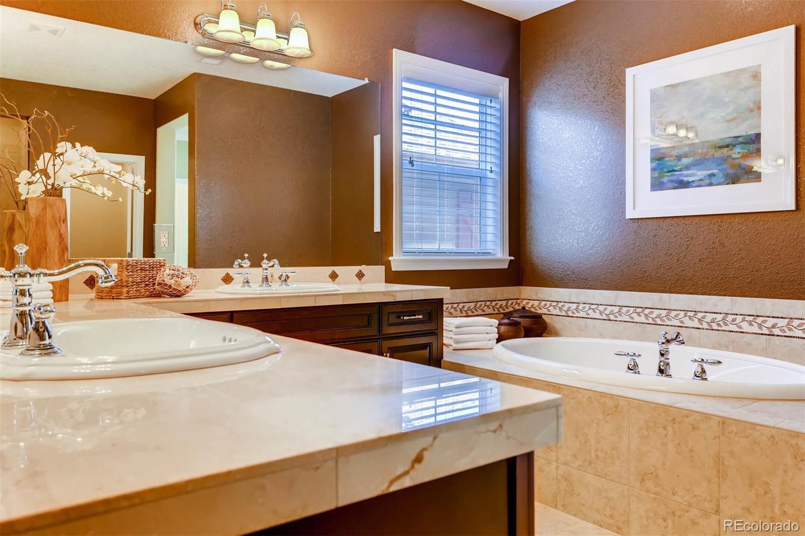 10934 Ashurst Way Highlands Ranch, CO 80130 - Photo 14 of 21 Gallery Image 14