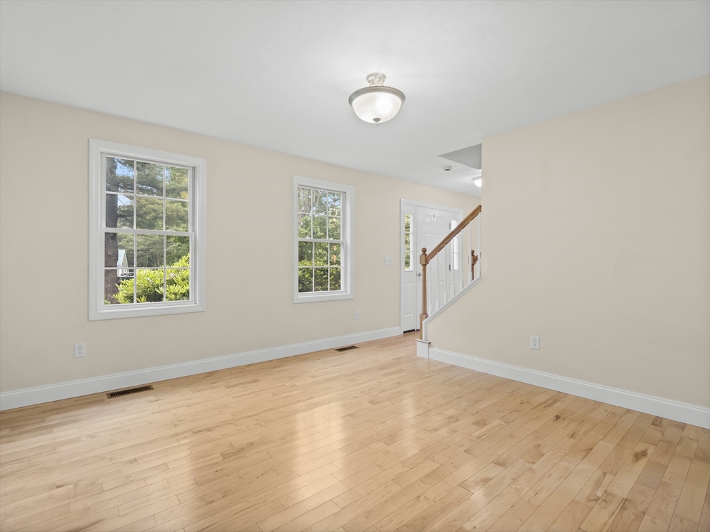 78 Overlook Road Westminster, MA 01473 - Photo 4 of 42 Gallery Image 4