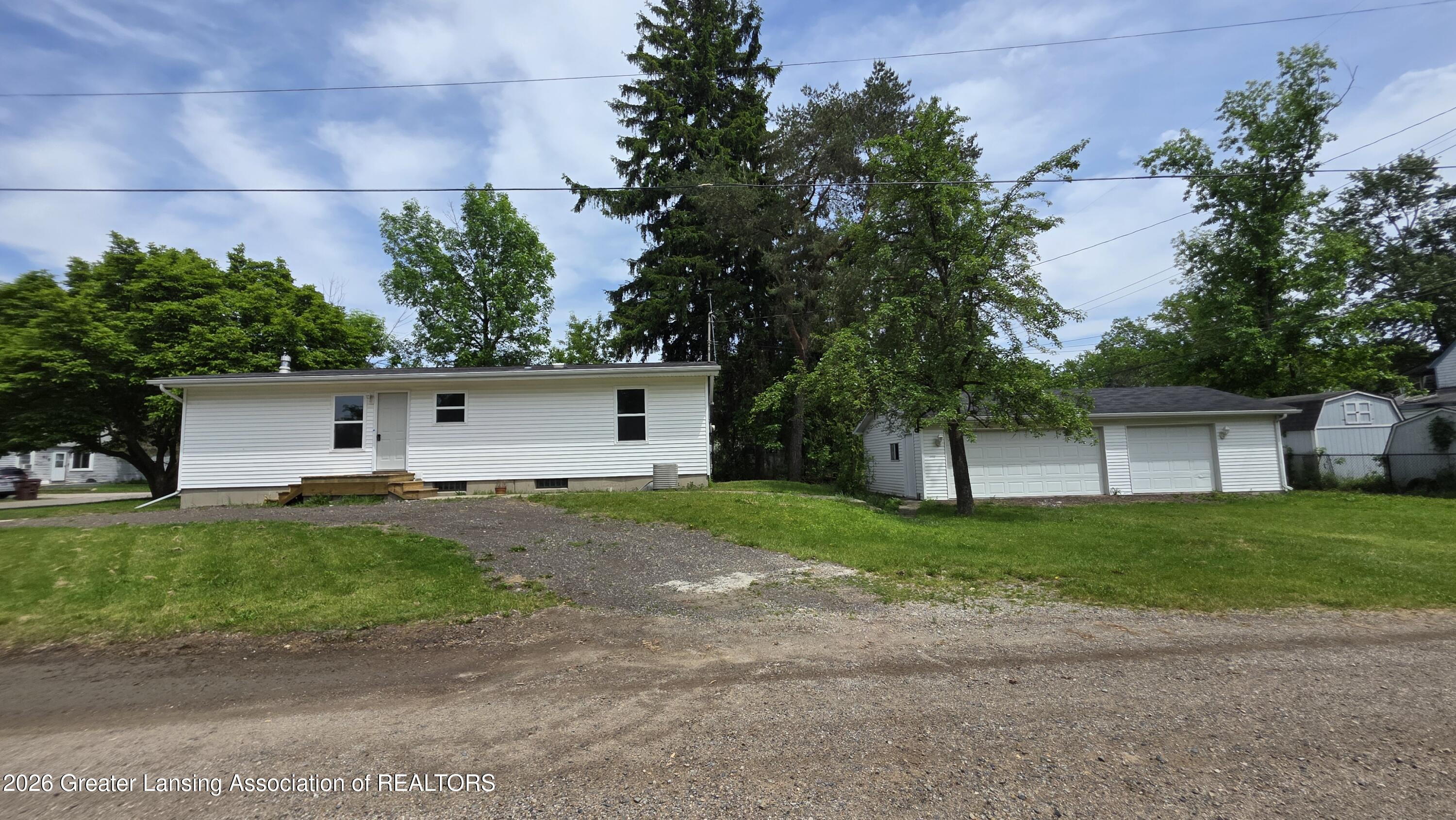 825 Dunlap Street Lansing, MI 48910 - Photo 31 of 32 20260526_150410