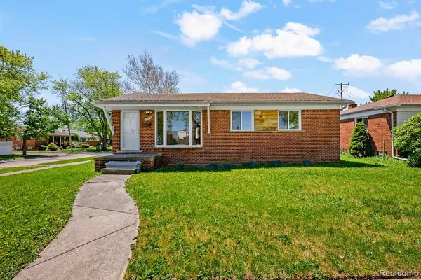 $249,900 | 14459 Balsam Street, Southgate, MI 48195