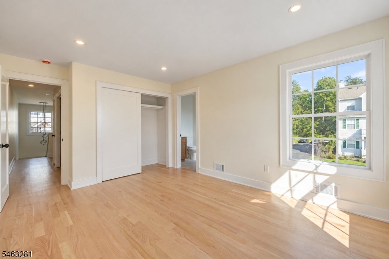 2001 Appleton Way, Unit 2001 Whippany, NJ 07981 - Photo 11 of 20 Gallery Image 11