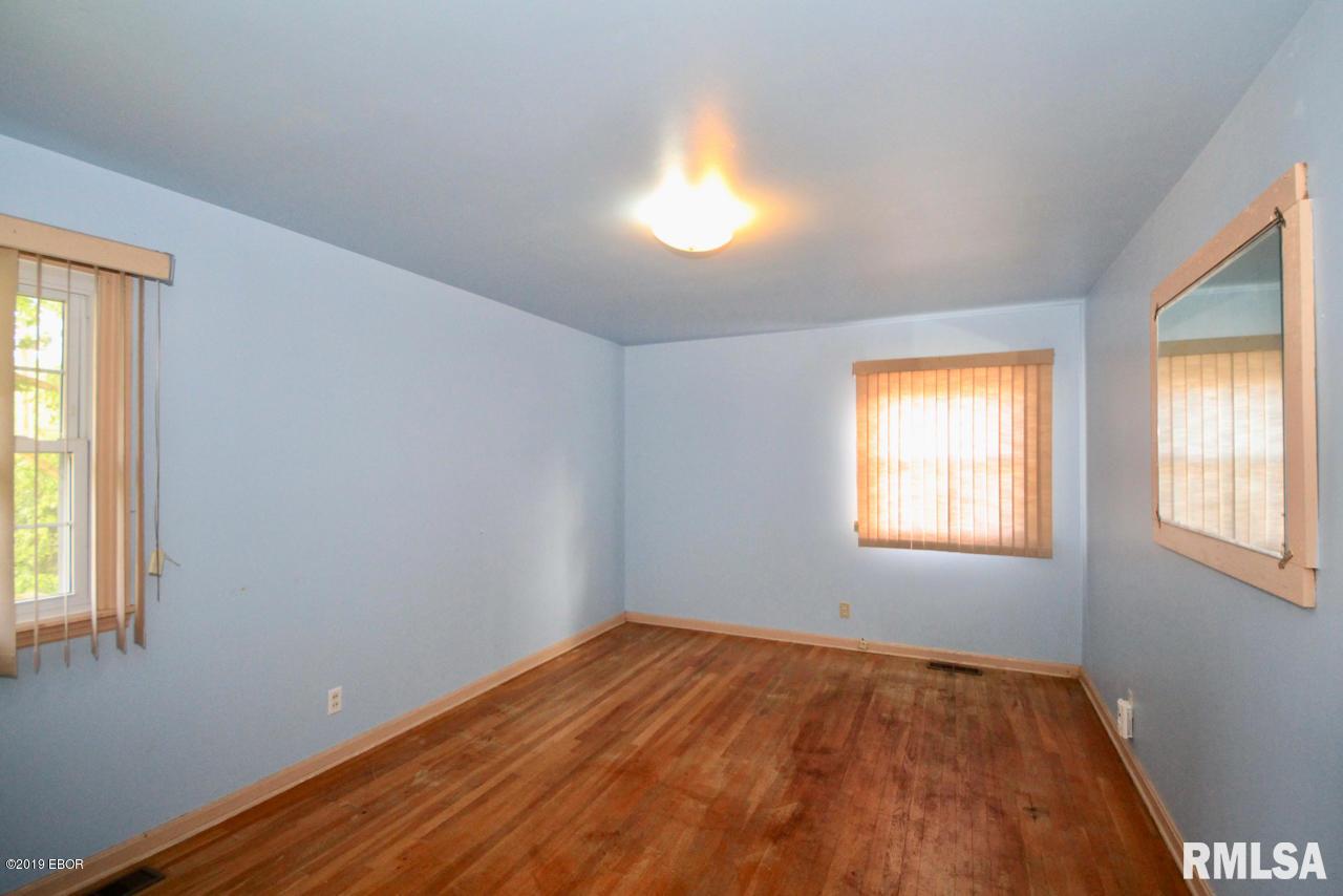 105 North Tower Road Carbondale, IL 62901 - Photo 24 of 30 Gallery Image 24