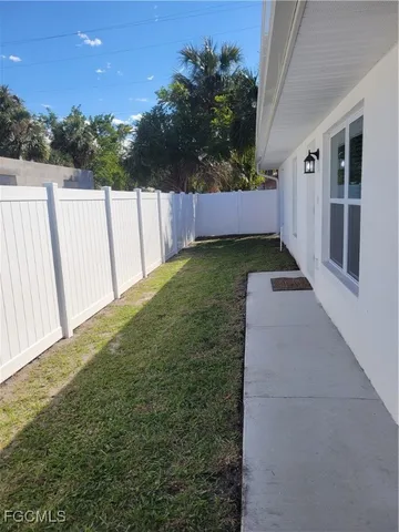 $485,000 | 2156-2154 Edison Avenue, Fort Myers, FL 33901