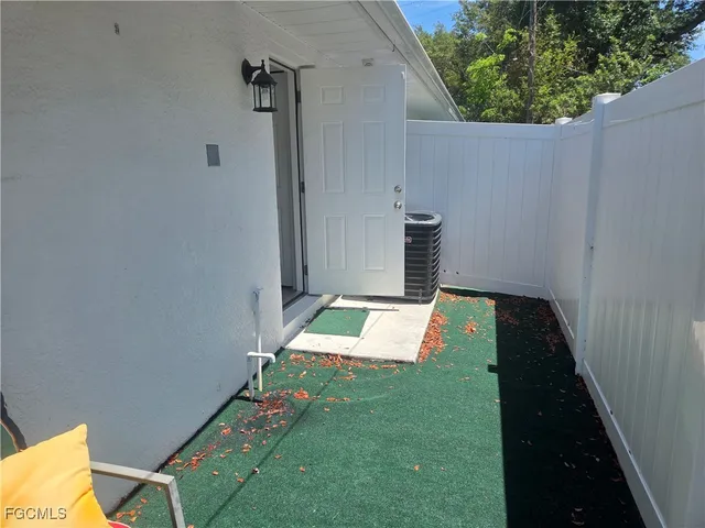 $485,000 | 2156-2154 Edison Avenue, Fort Myers, FL 33901