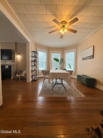 $1,700 | 16 Blakley Court, Unit 1, Troy, NY 12180