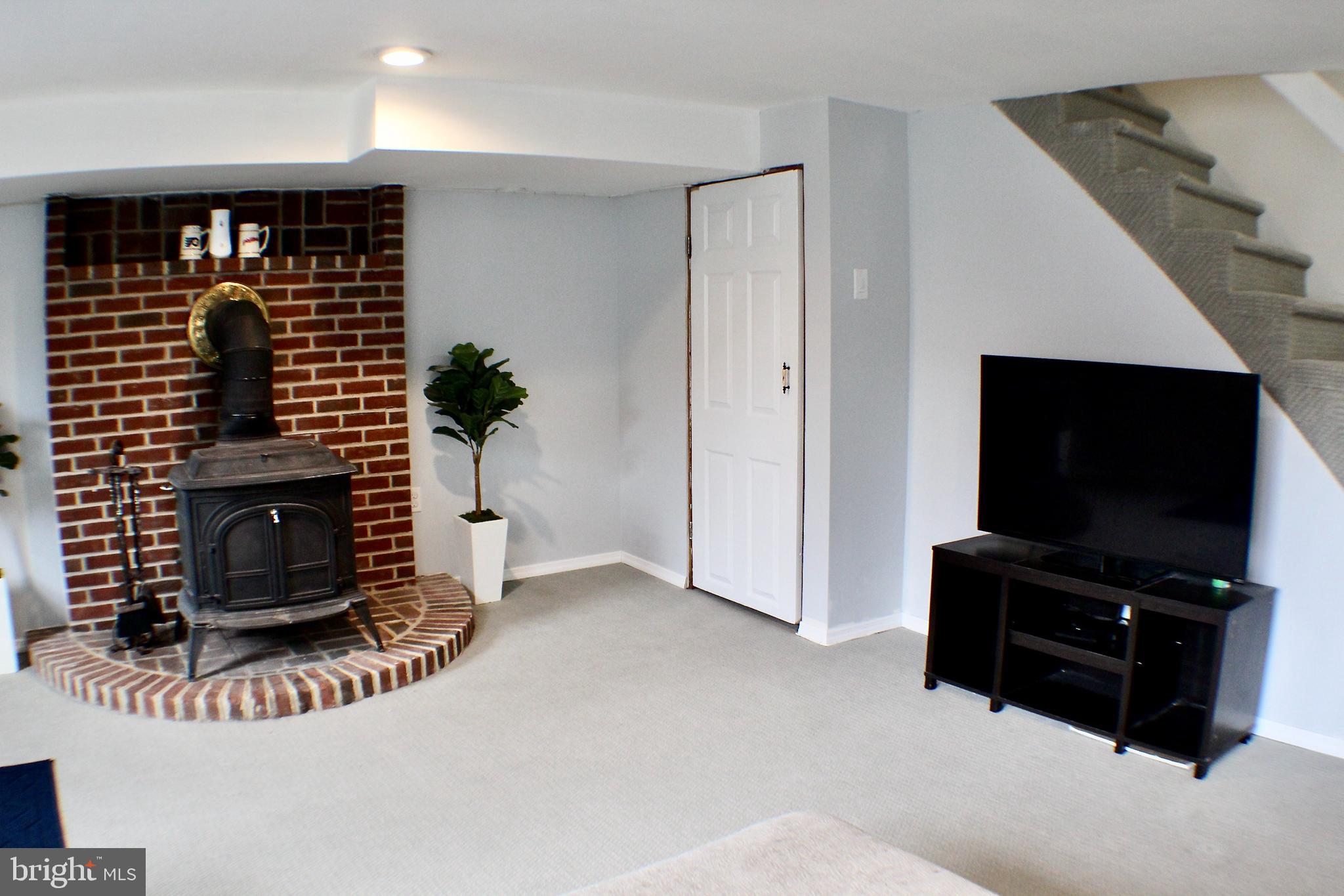2834 Willits Road Philadelphia, PA 19136 - Photo 14 of 29 Wood stove