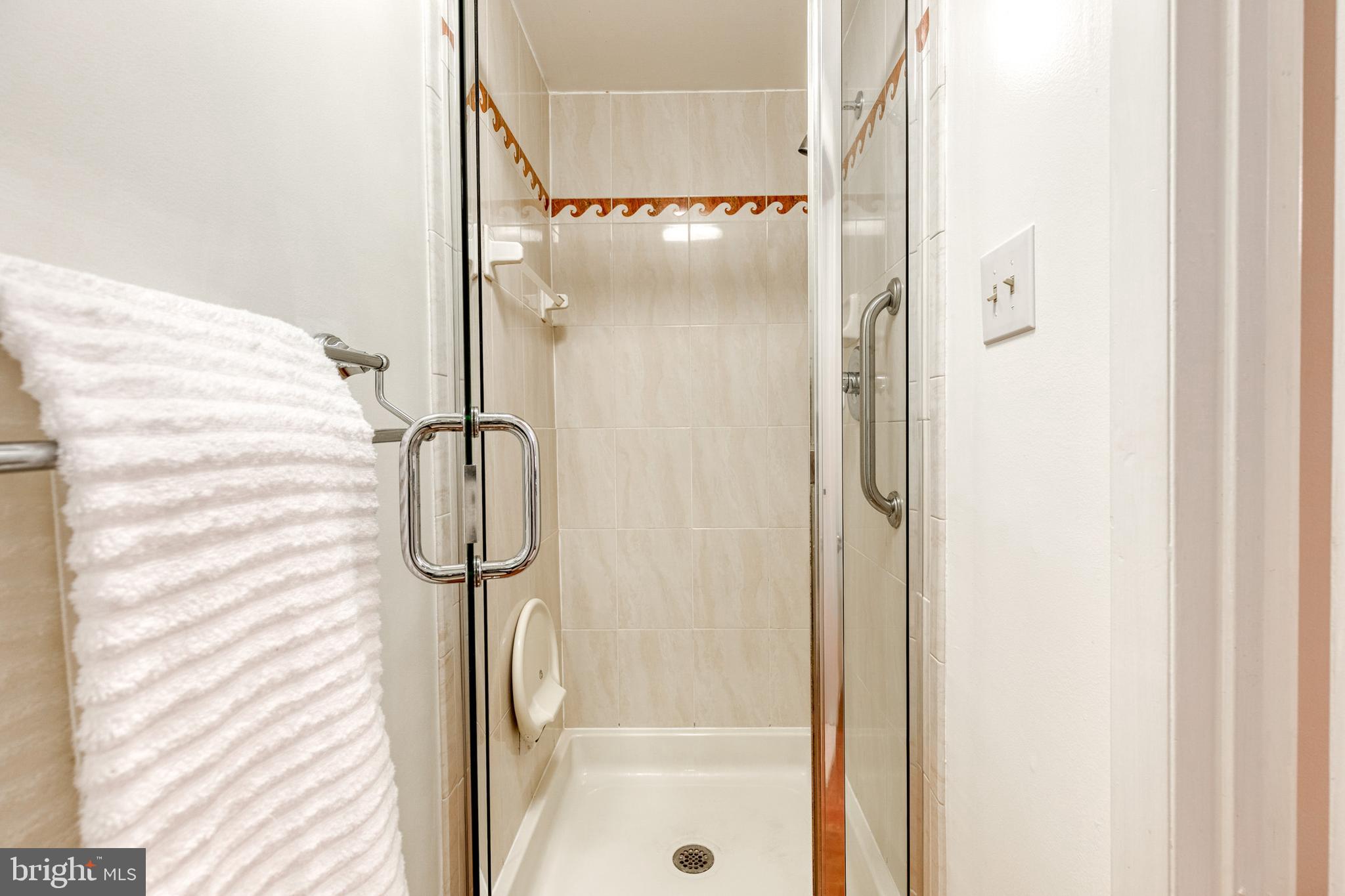 15 Cross Keys Road, Unit 15E Baltimore, MD 21210 - Photo 16 of 23