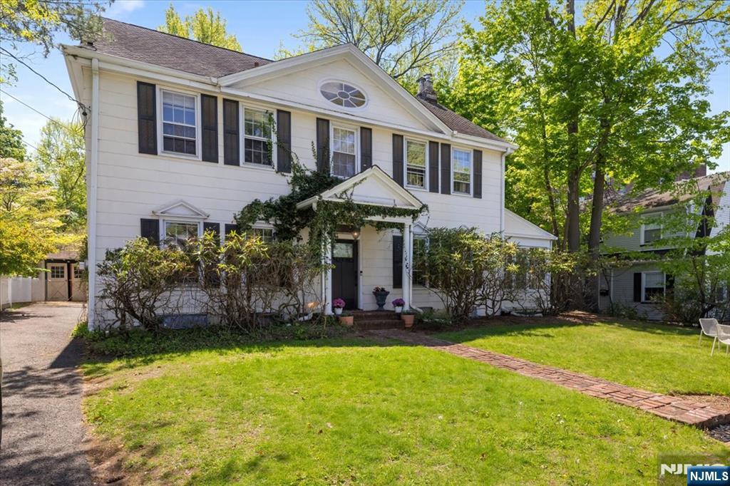 80 Glenwood Road Englewood, NJ 07631 - Photo 3 of 38