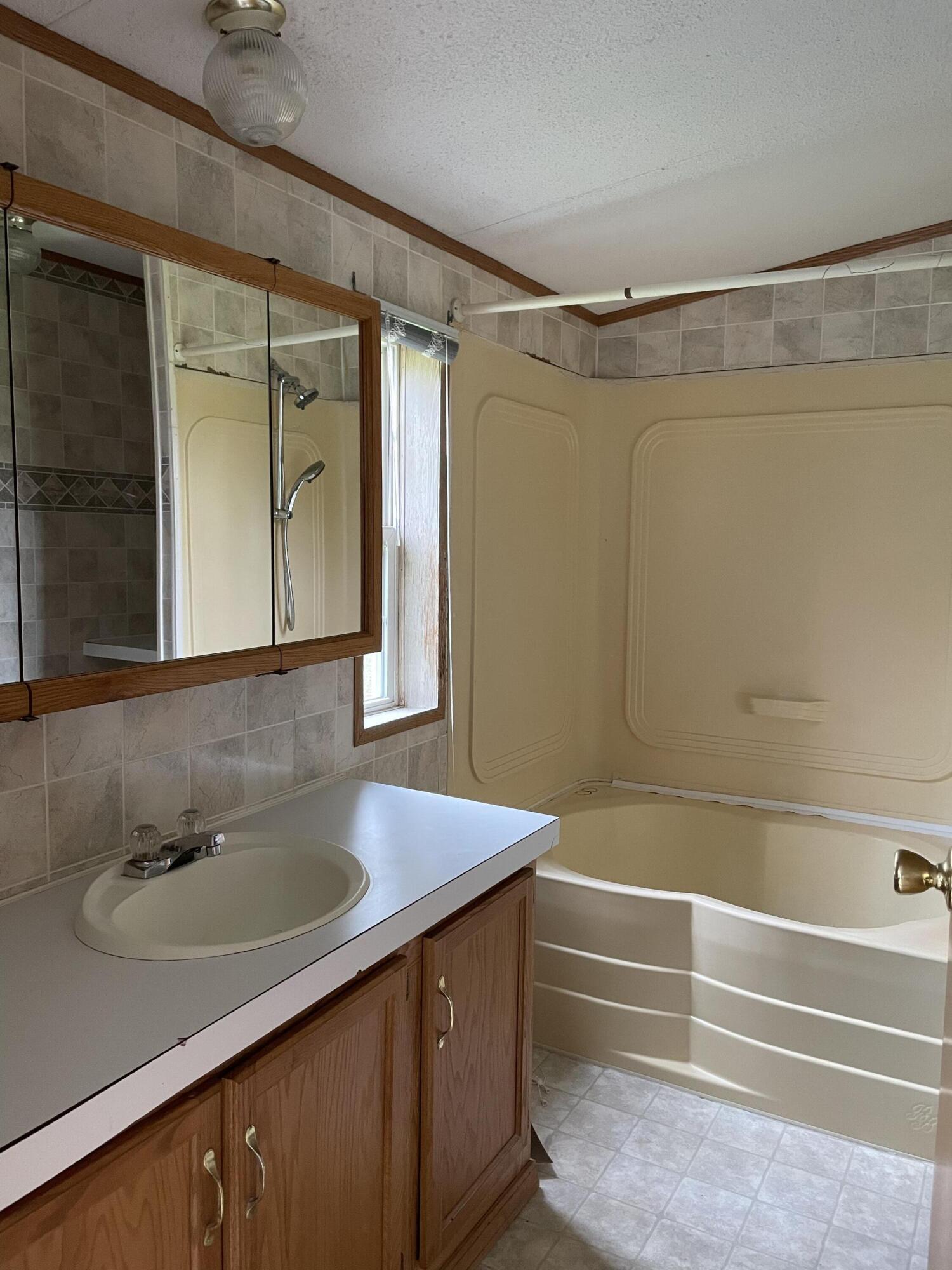 339 Grand Falls Road Limestone, ME 04750 - Photo 14 of 22 Primary bath