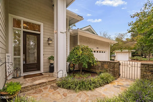 $1,295,000 | 901 Crabtree Crossing Parkway, Cary, NC 27513