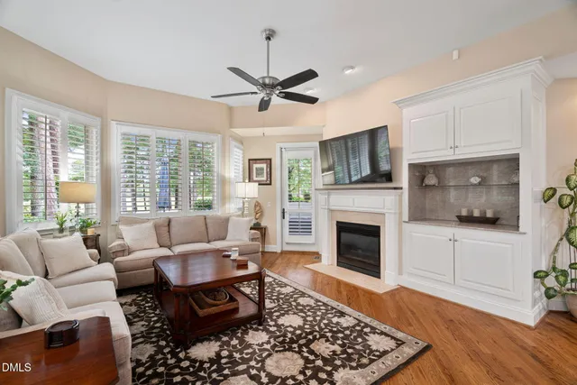 $1,295,000 | 901 Crabtree Crossing Parkway, Cary, NC 27513