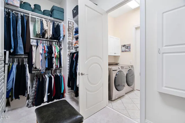 $1,295,000 | 901 Crabtree Crossing Parkway, Cary, NC 27513