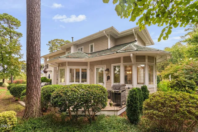 $1,295,000 | 901 Crabtree Crossing Parkway, Cary, NC 27513