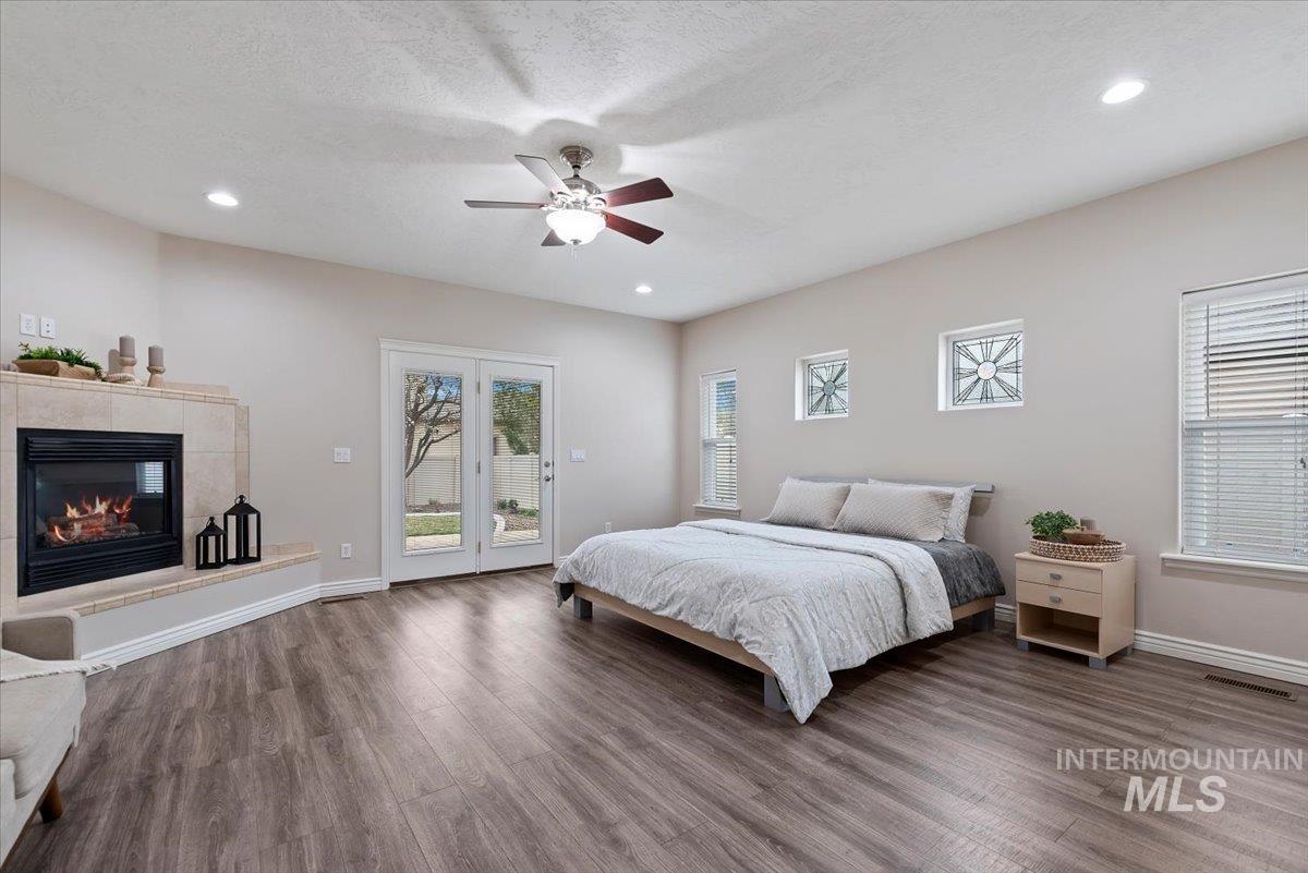 3758 South Merrivale Way Meridian, ID 83642 - Photo 13 of 39