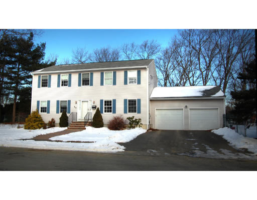 17 Symphony Road Peabody, MA 01960 - Photo 1 of 20 Gallery Image 1