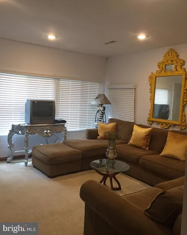 $2,200 | 14821 Patuxent Avenue, Solomons, MD 20688