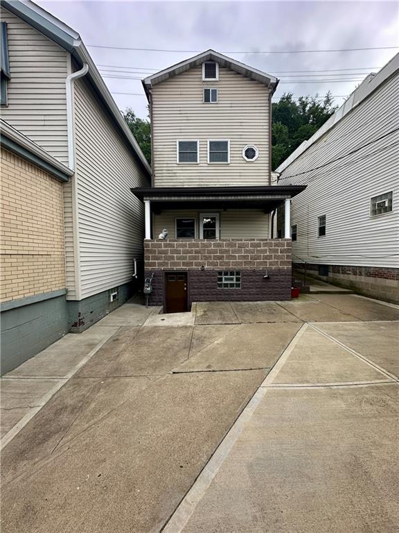 1546 Glenn Way McKees Rocks, PA 15136 - Photo 4 of 39 Gallery Image 4