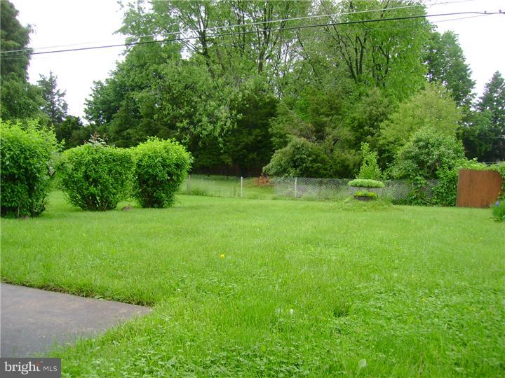 1110 Chesworth Road Philadelphia, PA 19115 - Photo 11 of 11 Gallery Image 11