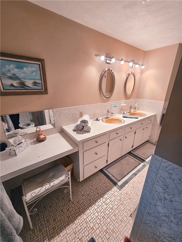 6 Blue Spruce Drive Coventry, RI 02816 - Photo 25 of 49