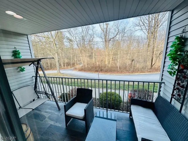 $2,800 | 2350 State Route 10, Unit E31, Morris Plains, NJ 07950